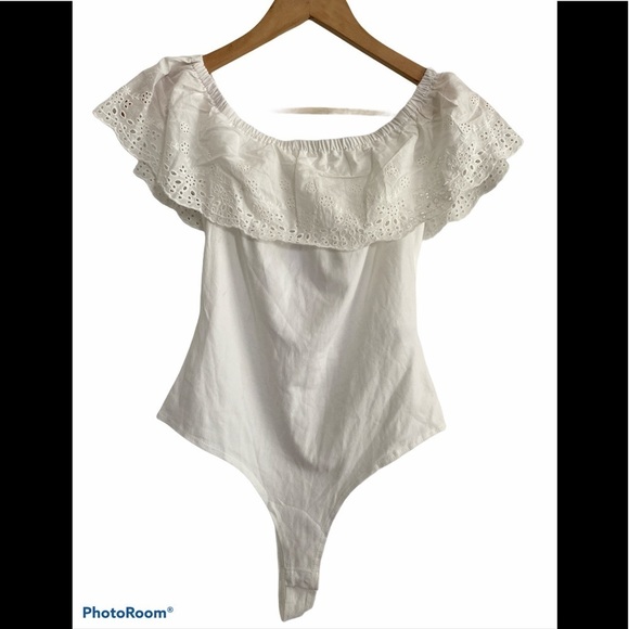 NWT White Eyelet Ruffle Sleeve Cottage Prairie Bodysuit - Small - Picture 1 of 8